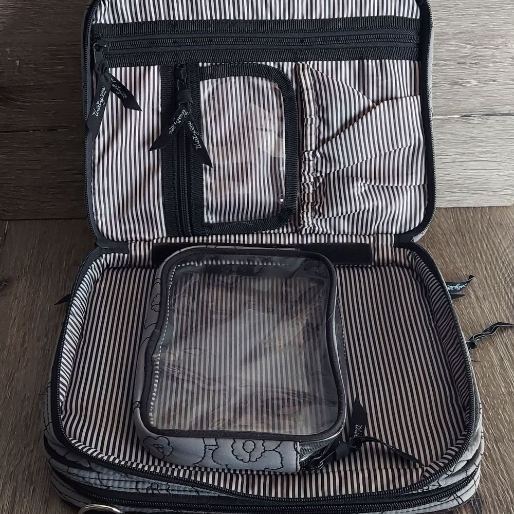 Thirty One Gray Quilted Poppy Double Zip Cosmetic Bag Organizer Travel Tote - Picture 6 of 8
